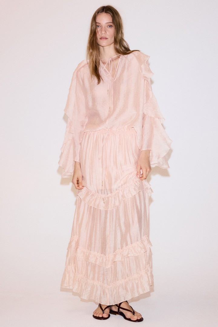 H&M peach-pink maxi skirt of gathered tiers with ruched edges