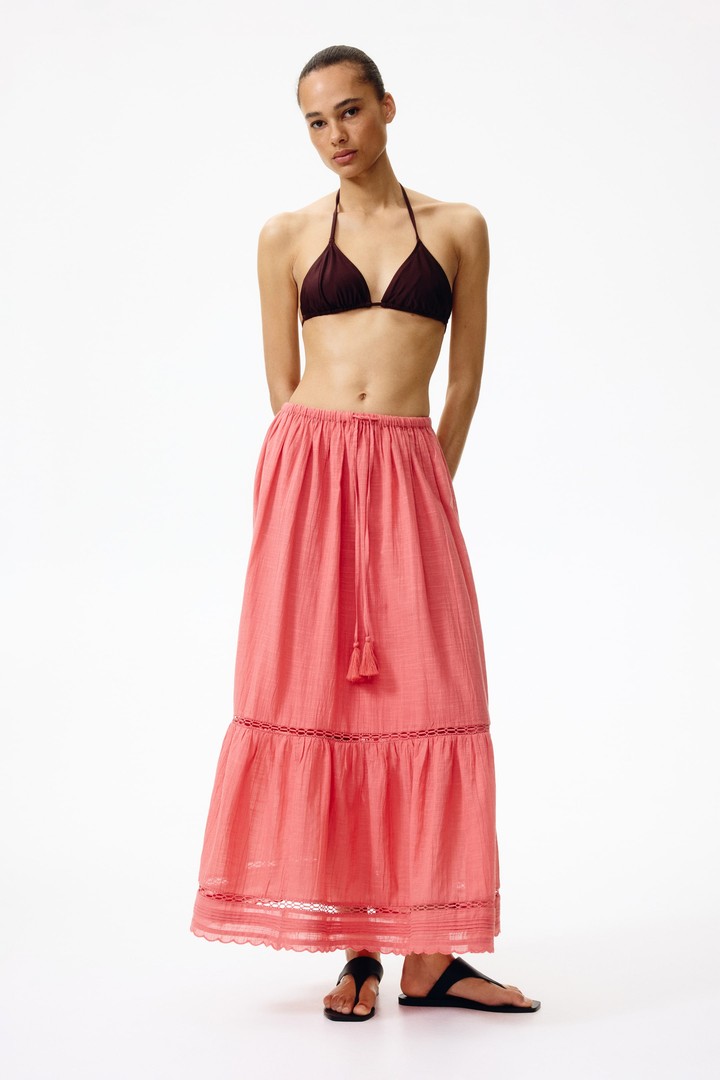 H&M brick-red cotton maxi skirt with a gathered tier and lace insertion