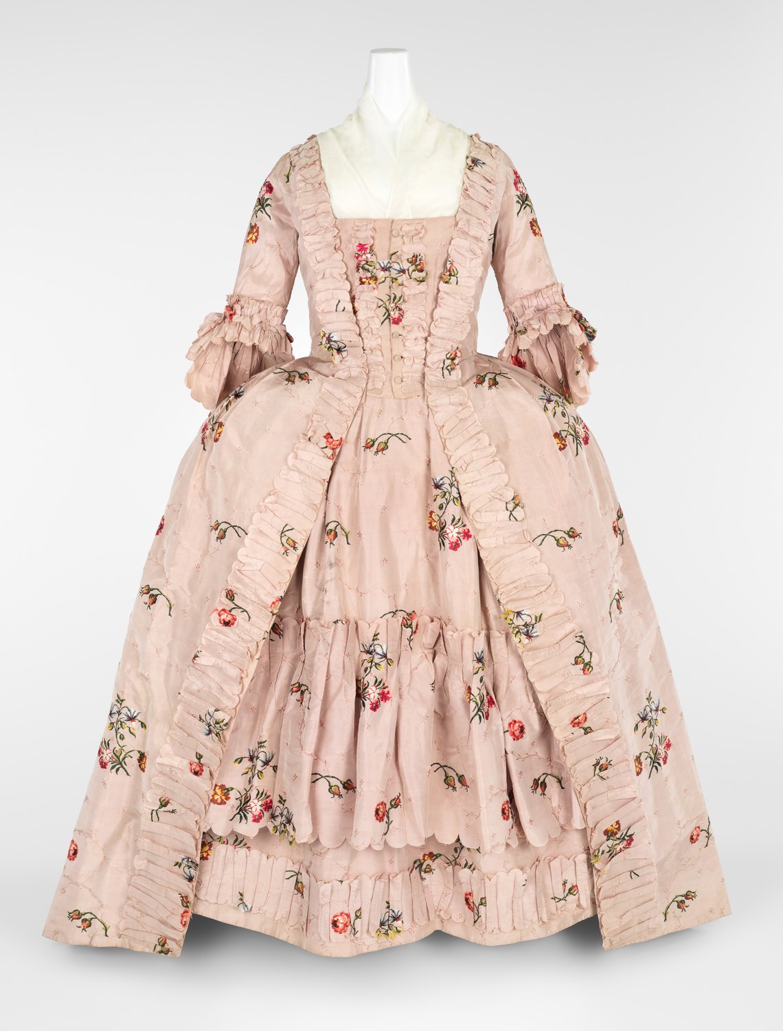 Robe à la française, 1750–60: pink silk dress with a gathered flounce on the petticoat